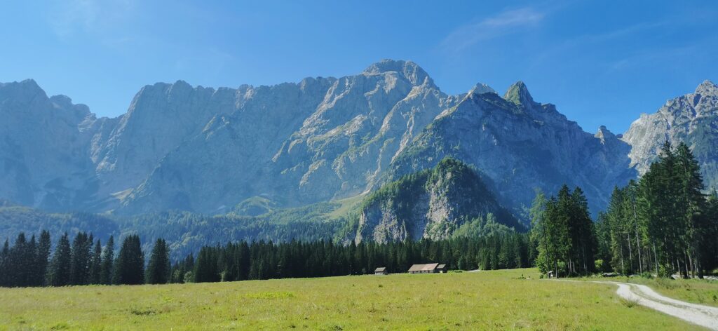 Alpevecchia dei Laghi di Fusine